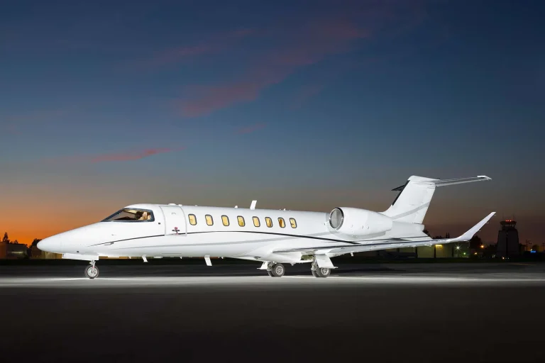 LearJet 75