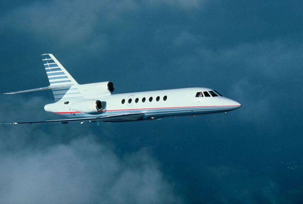 Dassault Falcon 50 exterior