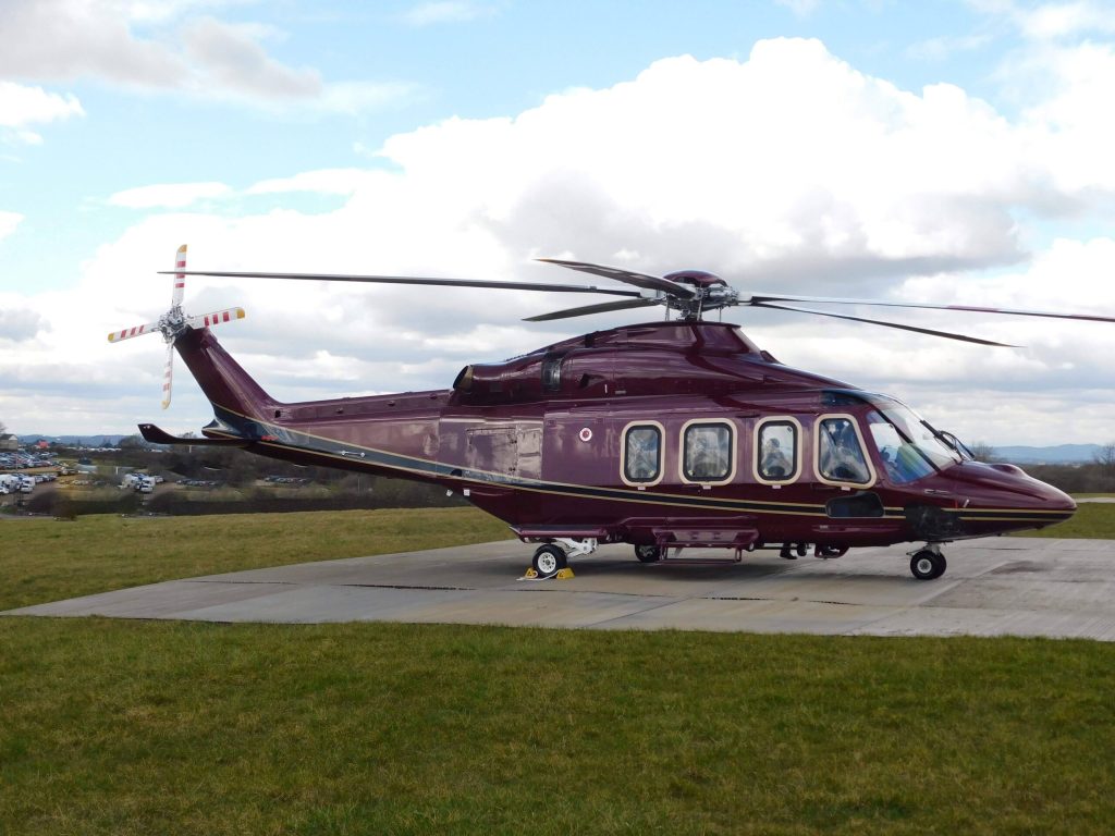 Leonardo AW139 exterior