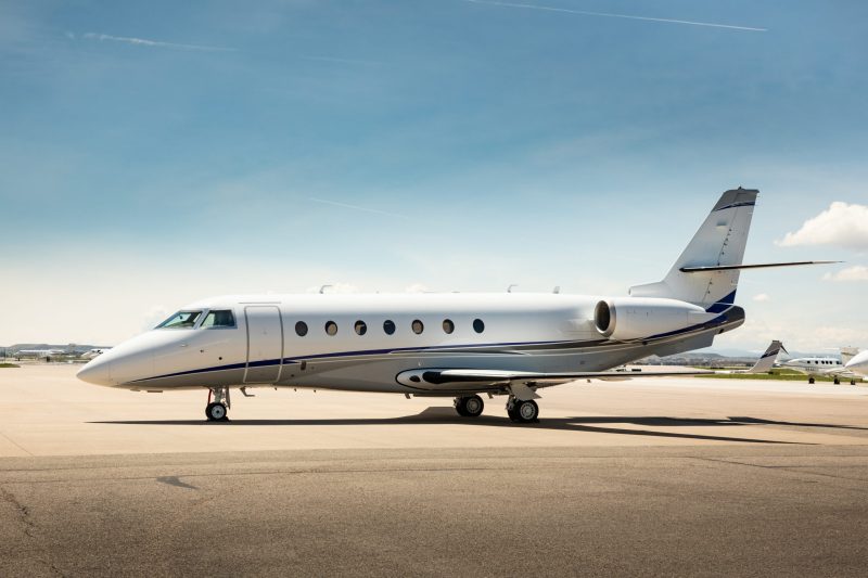 Gulfstream G-200 — Super-Midsize Jet