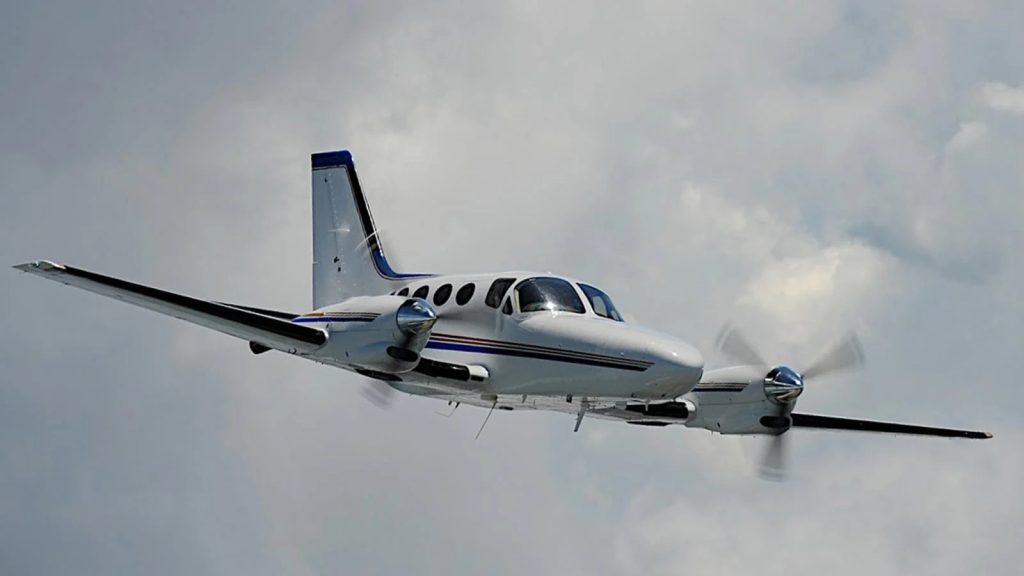 Cessna 421C exterior